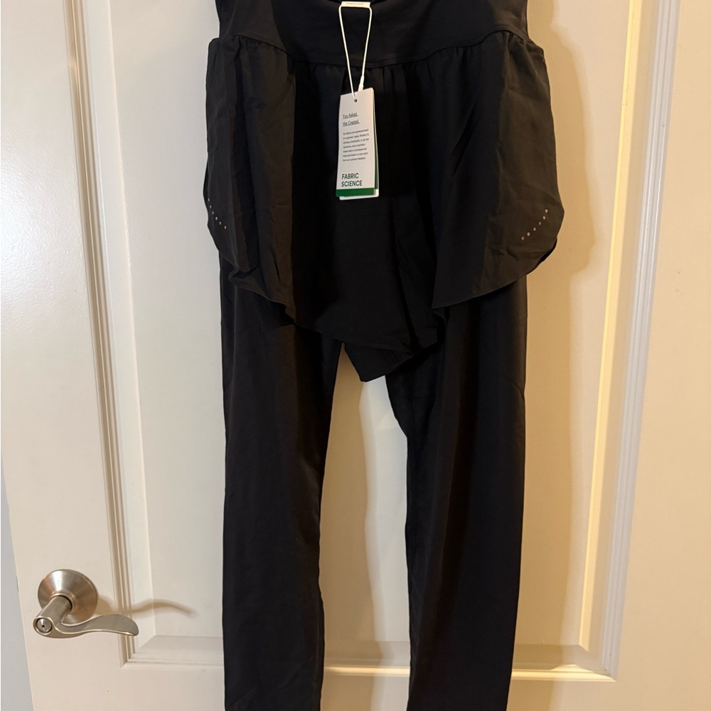 HALARA Black Flowy Shorts with Built-In Leggings